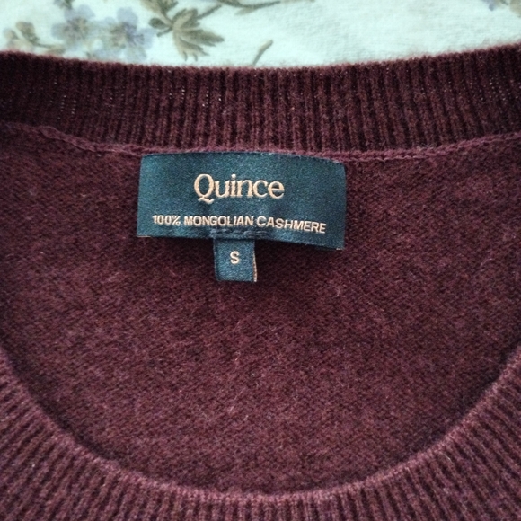 Quince Cashmere Short Sleeves Sweater - Picture 2 of 2